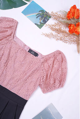 Fine Crochet Lace Puff Sleeve Pleated Playsuit (Red Bean + Black)